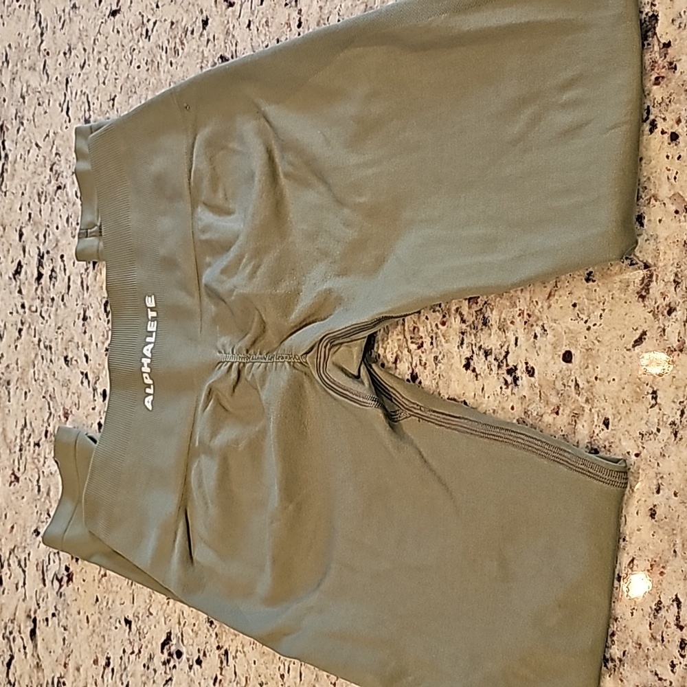 ALPHALETE TIGHTS - GREEN